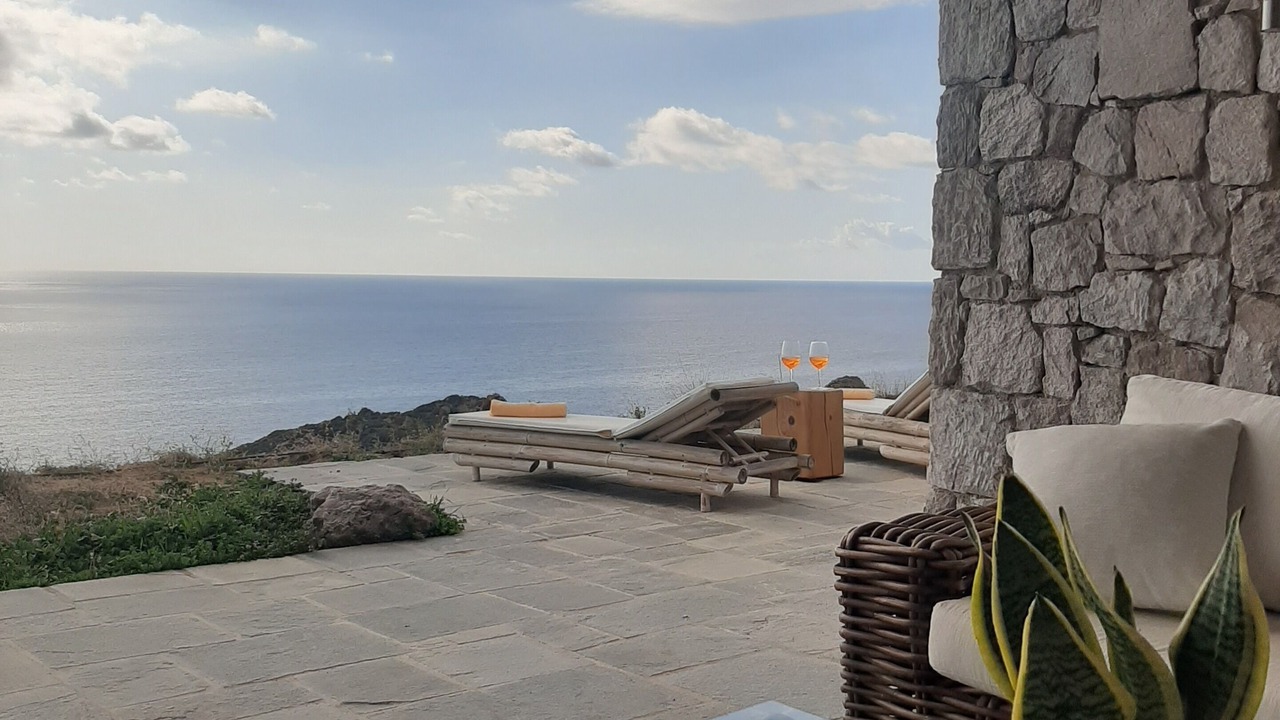 Photo of Patio Balcony in Milos