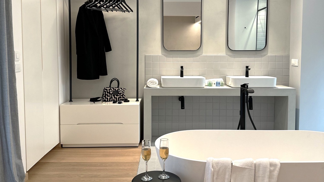 Photo of Bathroom in Thissio