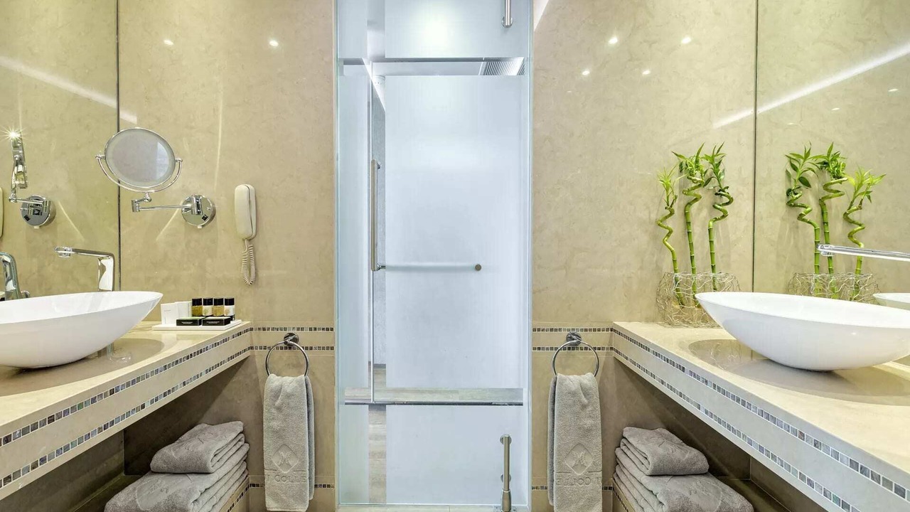 Photo of Bathroom in Vouliagmeni