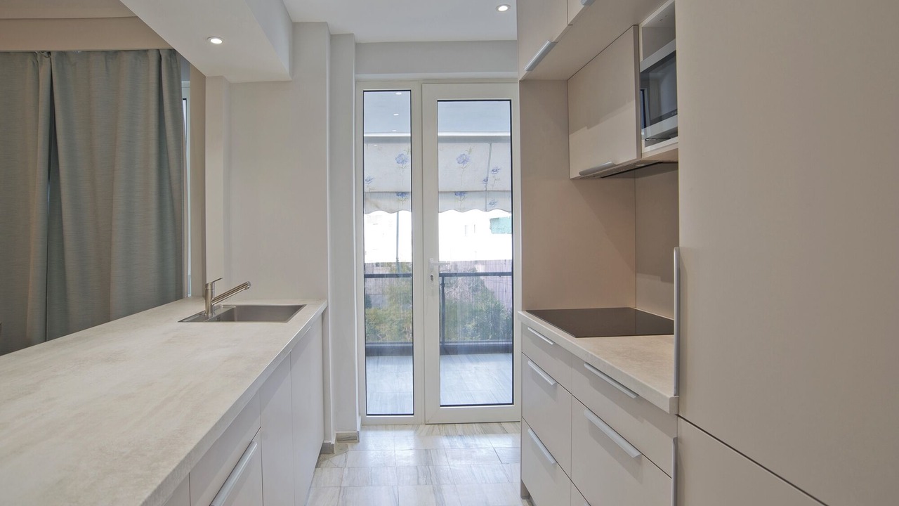 Photo of Kitchen in Alimos