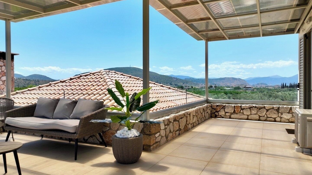 Photo of Patio Balcony in Nea Tirintha
