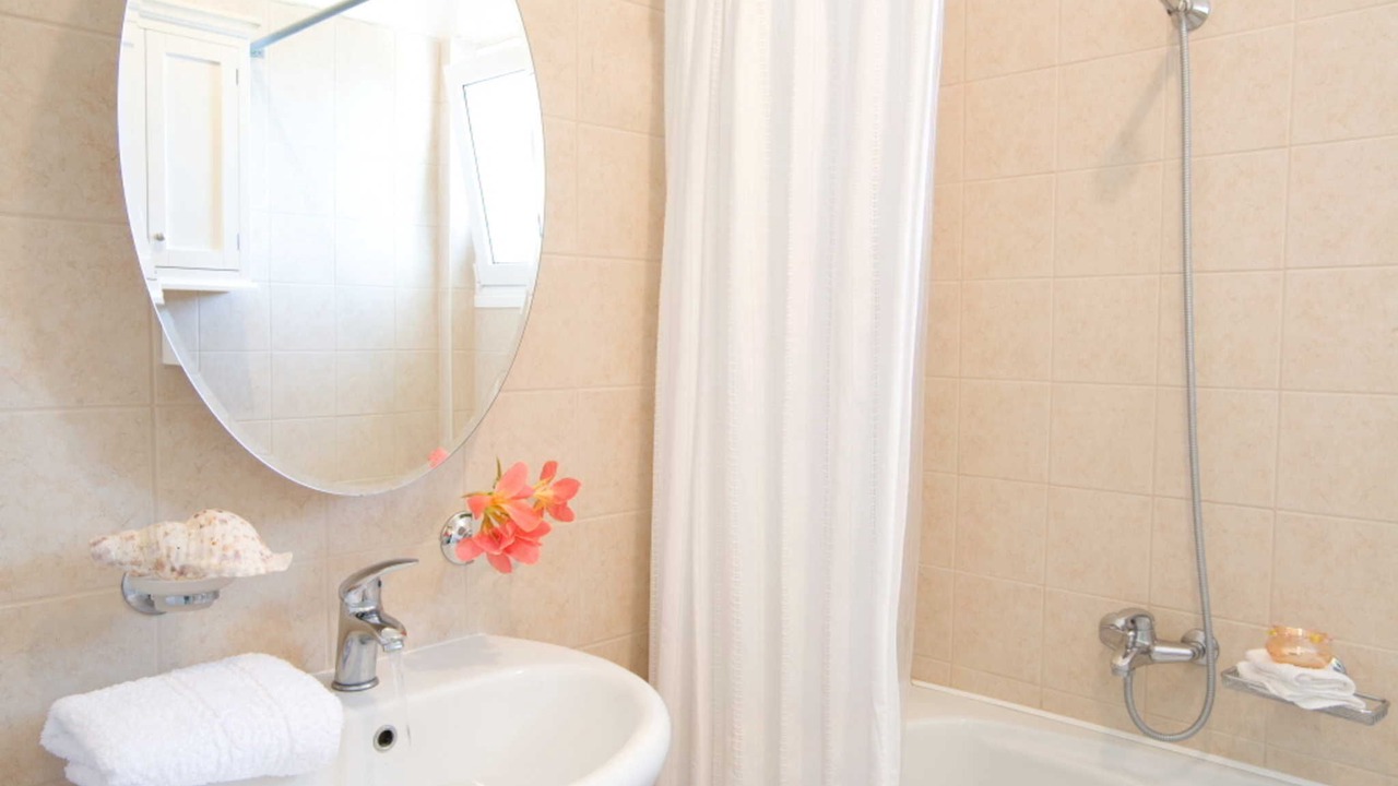 Photo of Bathroom in Perigiali