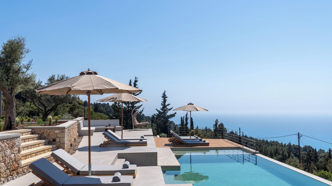 Photo of Outdoor in Evgiros