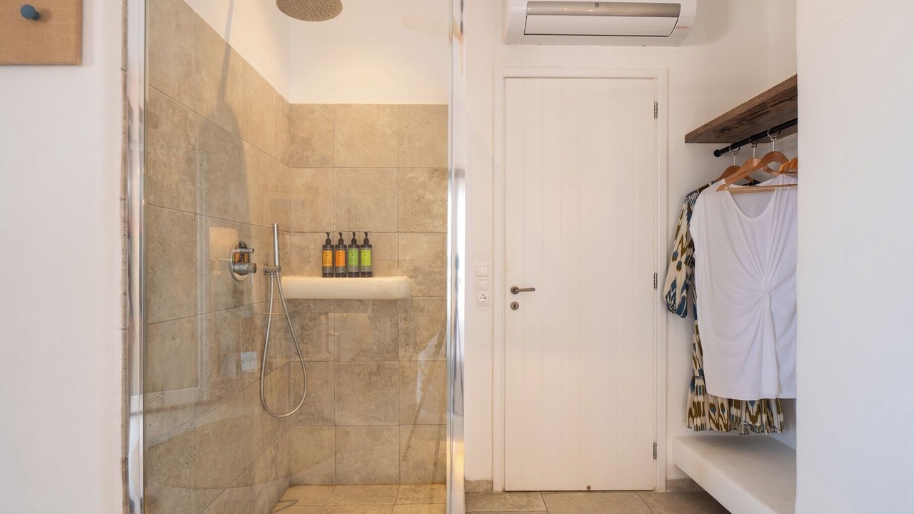 Photo of Bathroom in Astypalaia