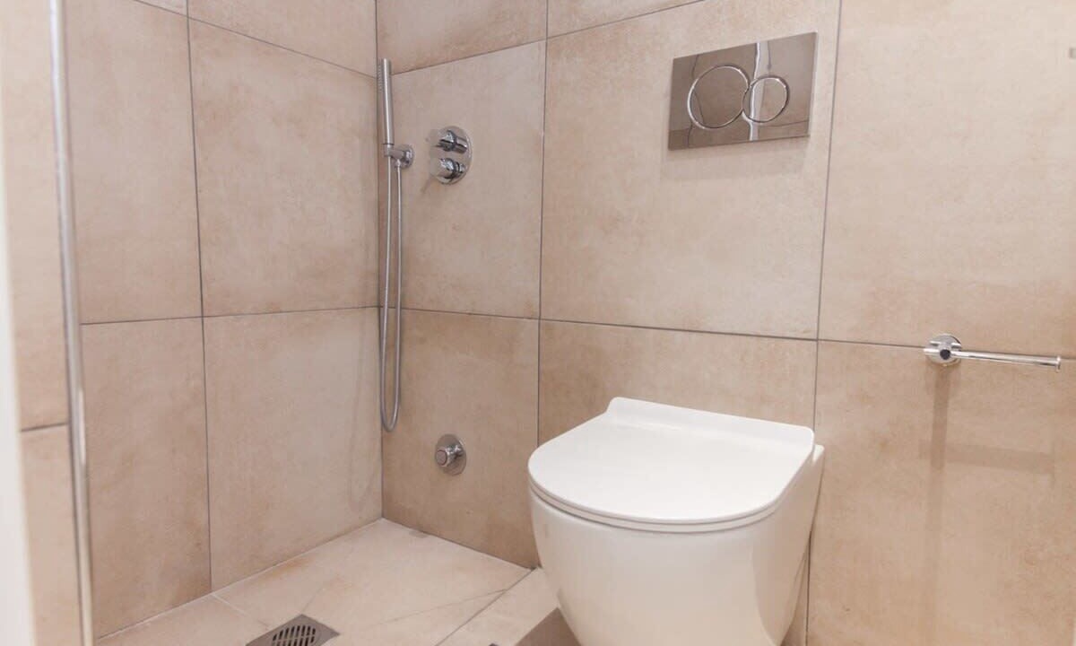 Photo of Bathroom in Ampelokipoi