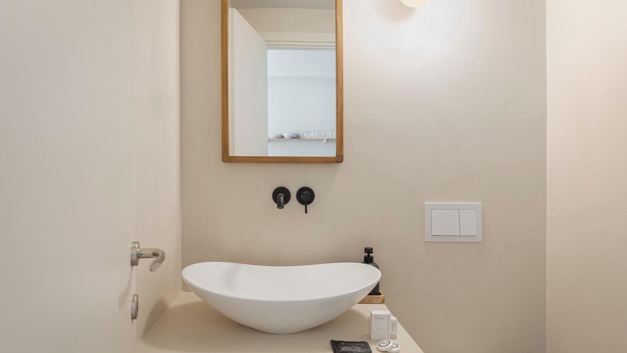 Photo of Bathroom in Limeni