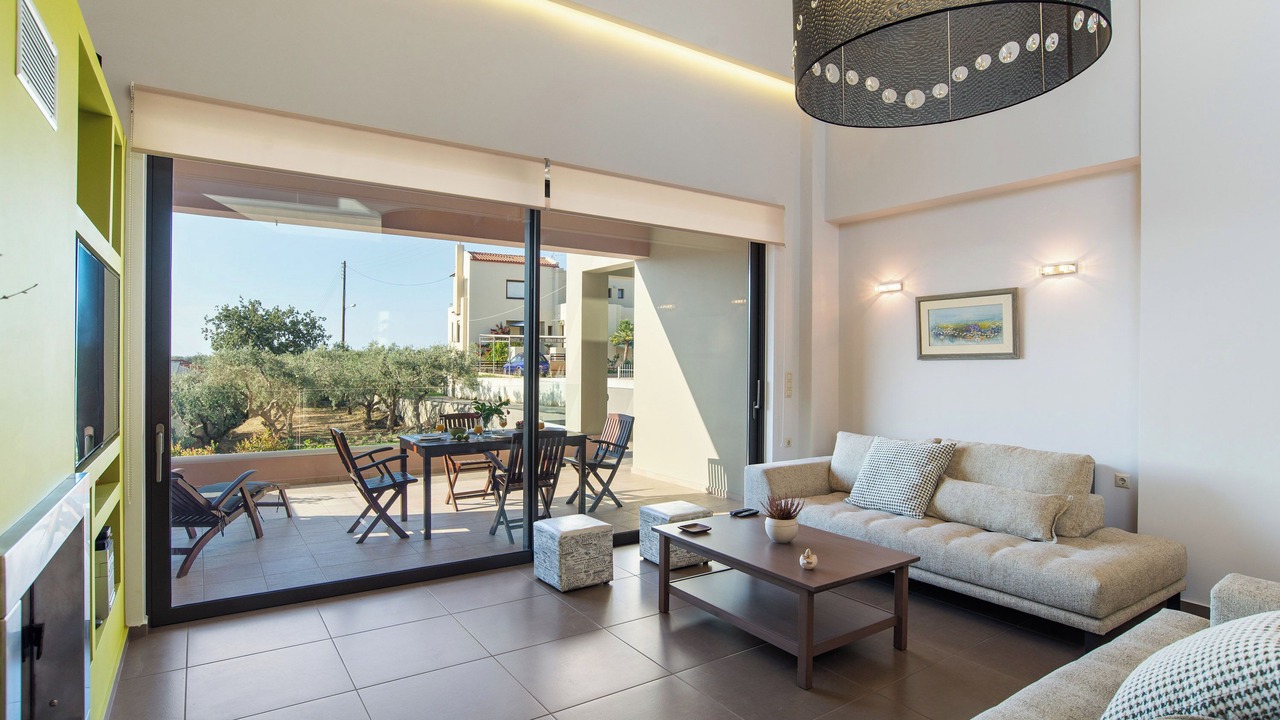 Photo of Livingroom in Makrys Tichos