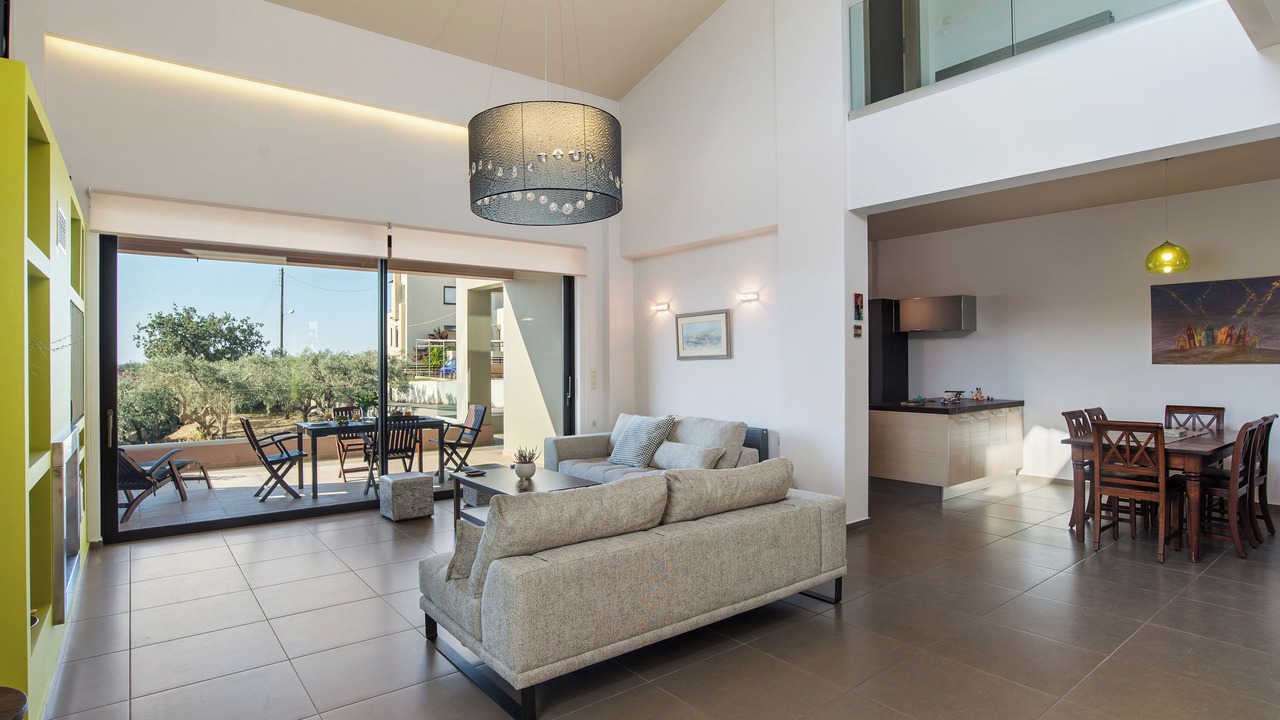 Photo of Livingroom in Makrys Tichos