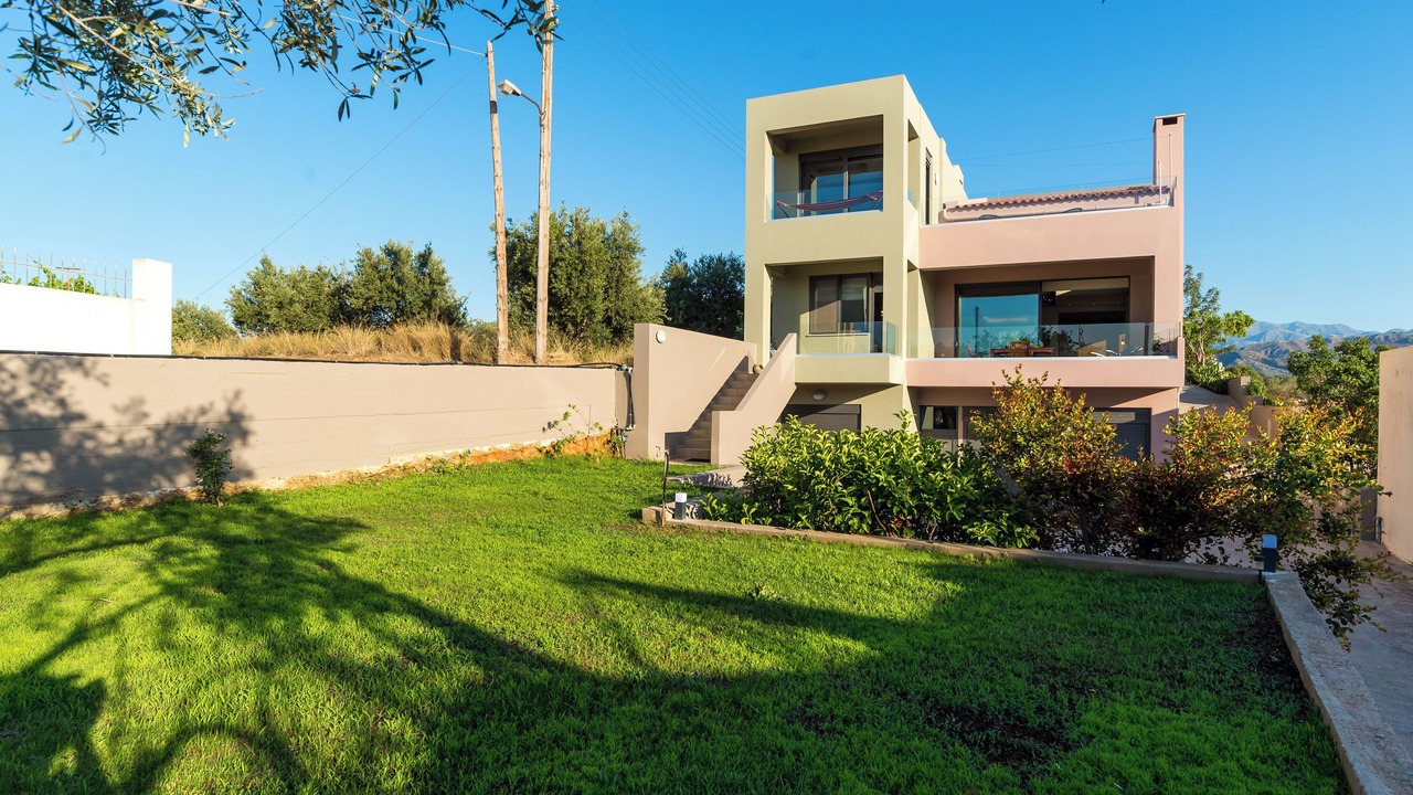 Photo of Outdoor in Makrys Tichos