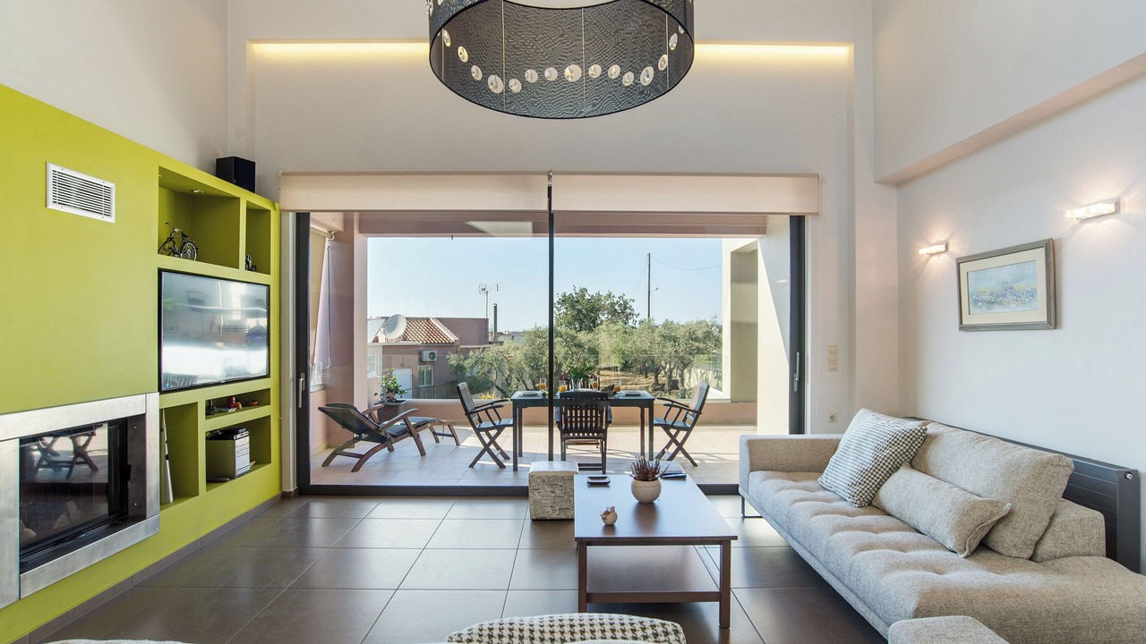 Photo of Livingroom in Makrys Tichos