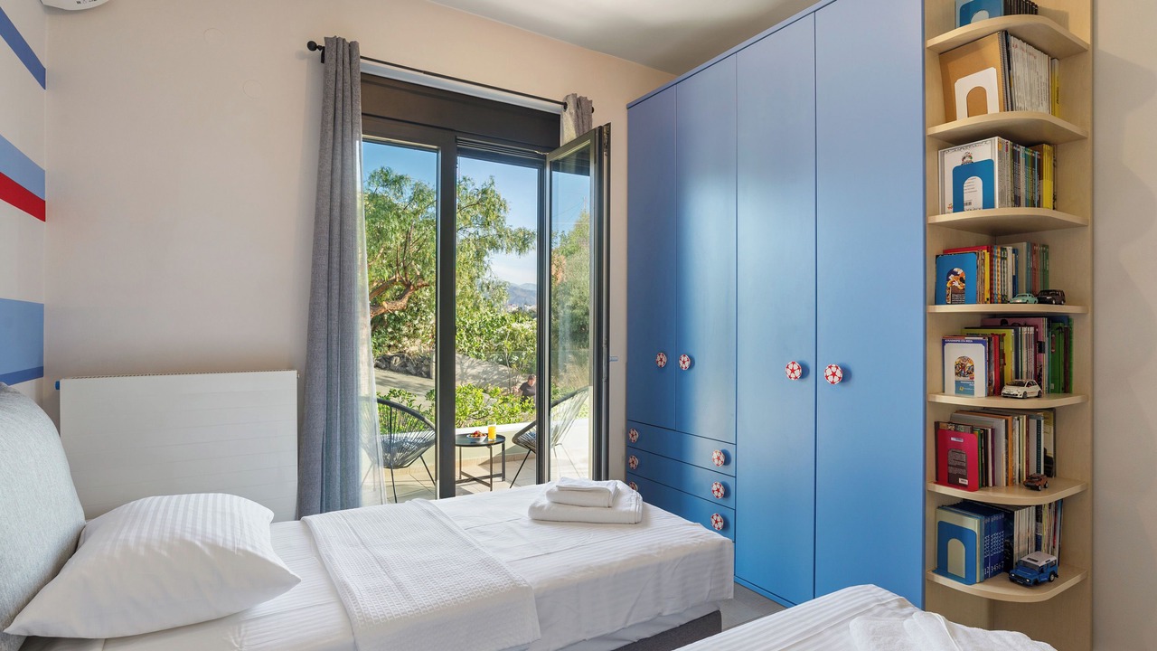 Photo of Bedroom in Makrys Tichos