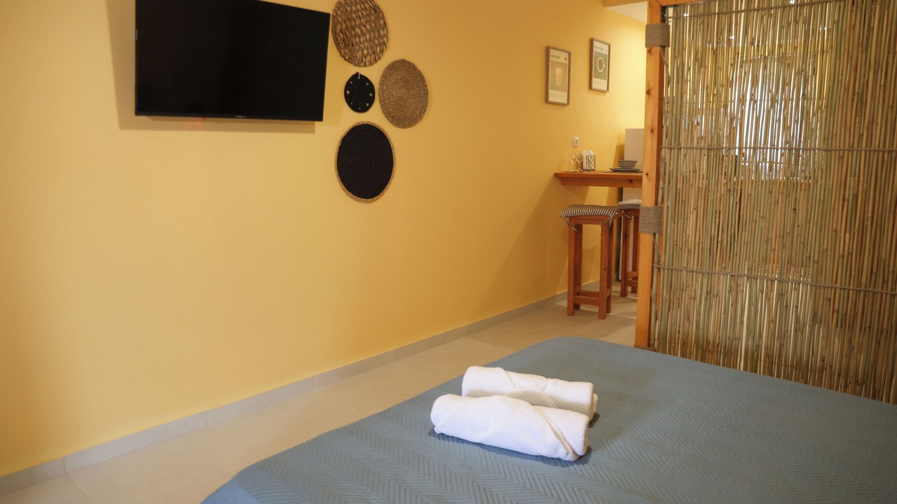 Photo of Bedroom in Marmari