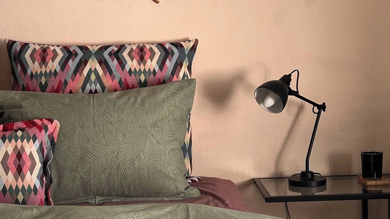 Photo of Bedroom in Drama