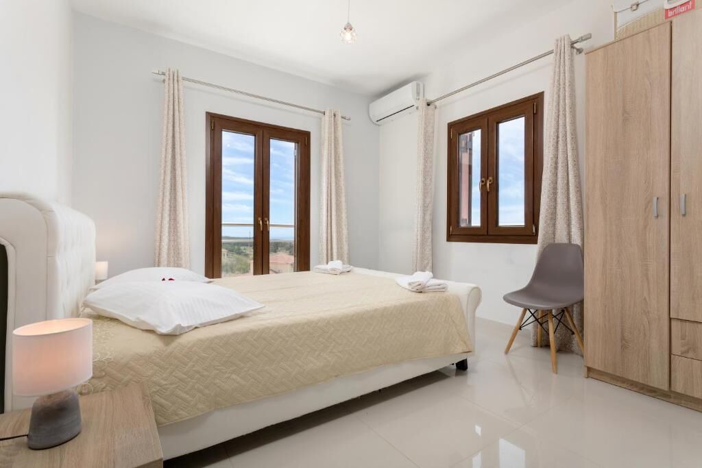 Photo of Bedroom in Elation