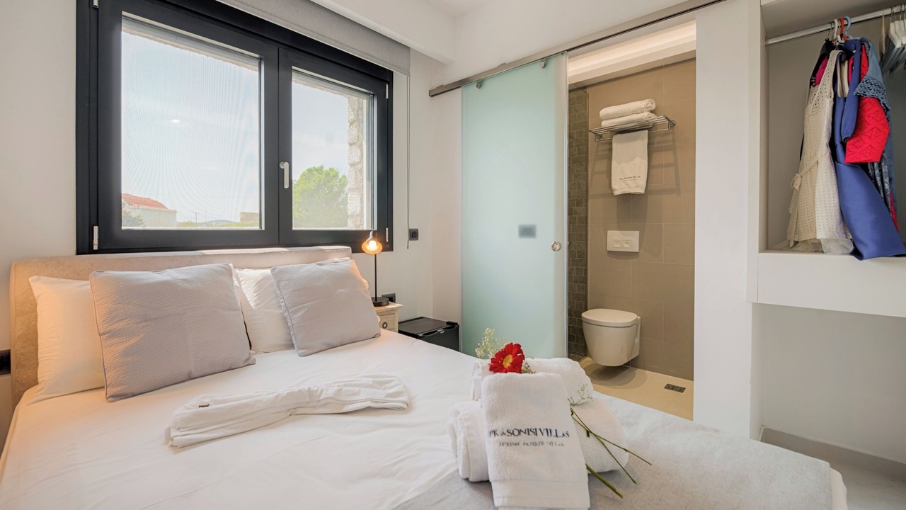 Photo of Bedroom in Kattavia