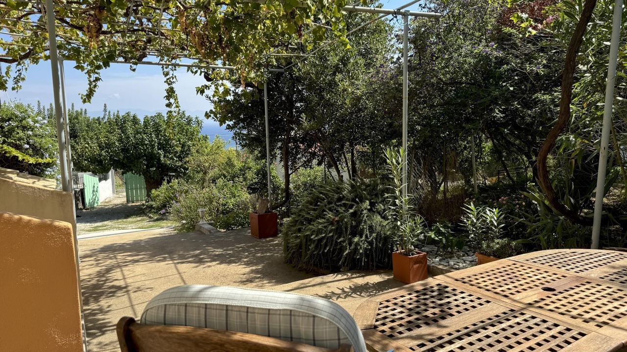 Photo of Outdoor in Neratzia