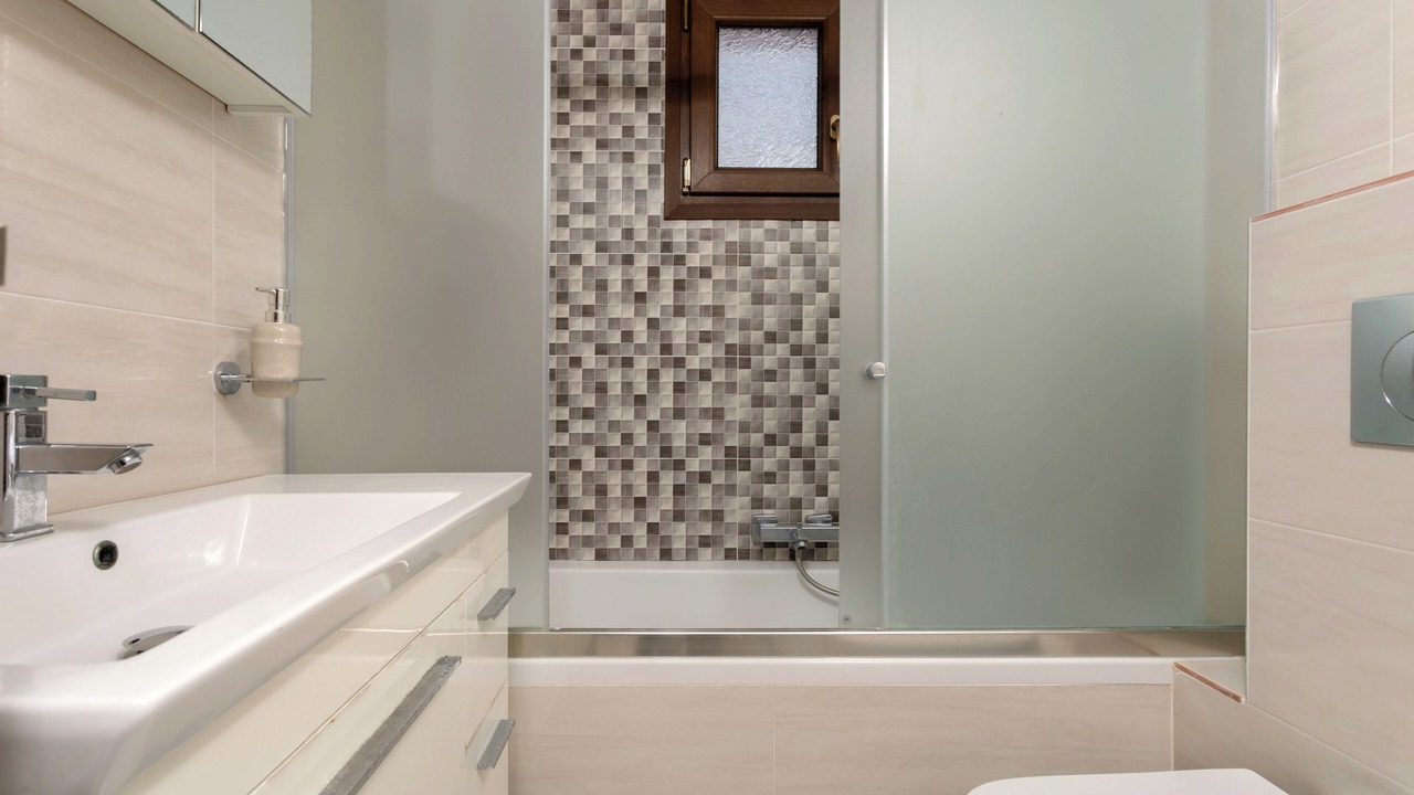Photo of Bathroom in Elation