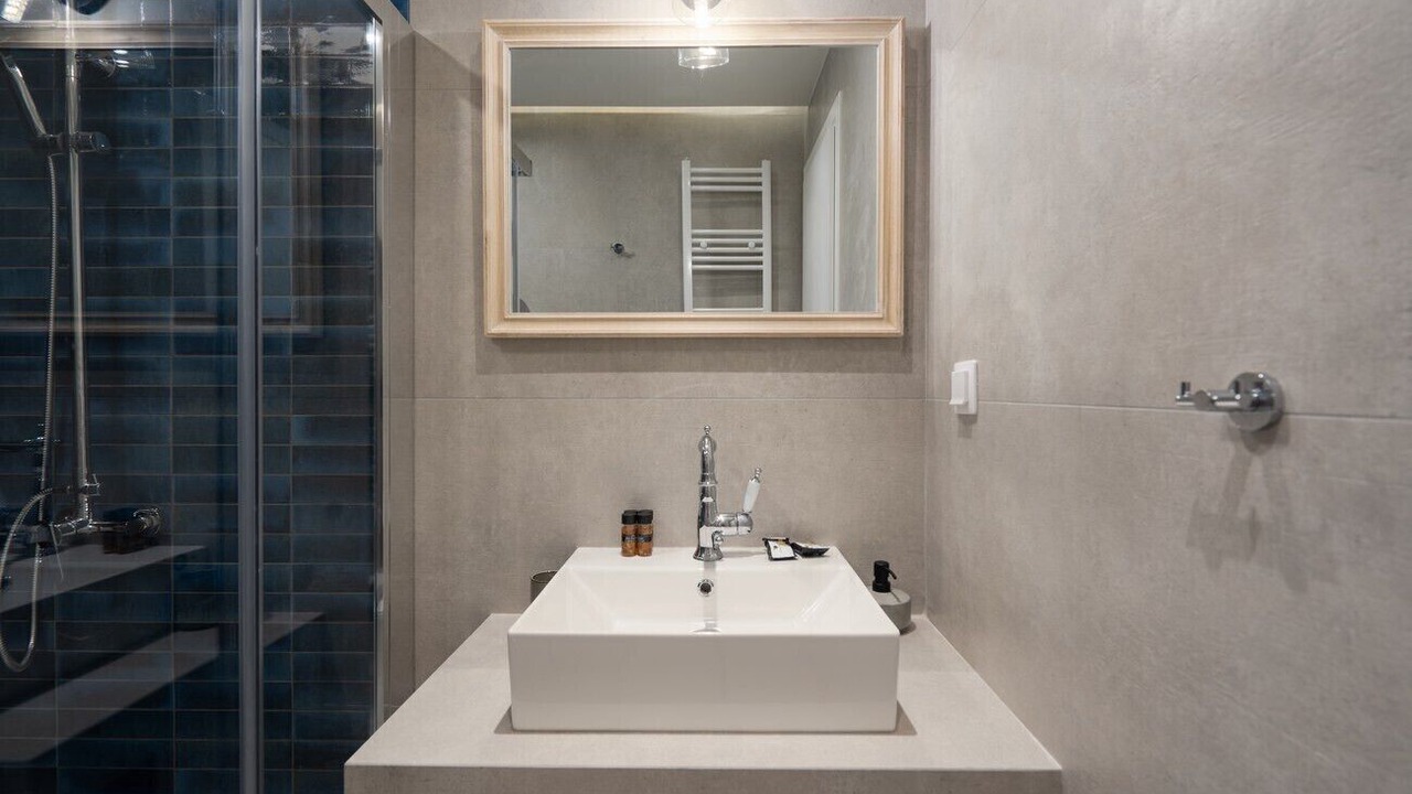 Photo of Bathroom in Exarhia