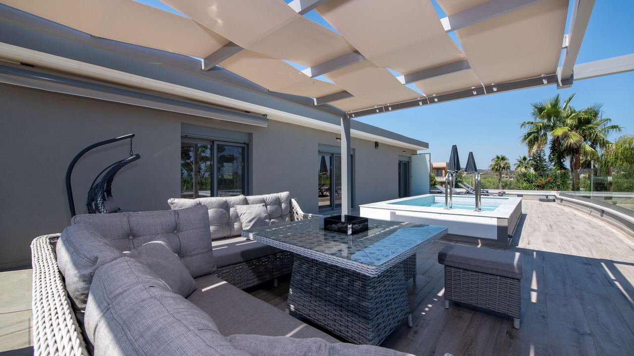 Photo of Patio Balcony in Platanias Town