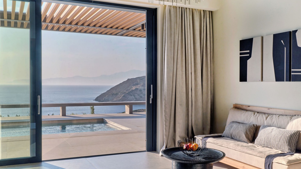 Photo of Livingroom in Ydrousa