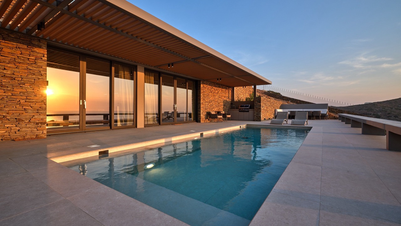 Photo of Outdoor in Ydrousa