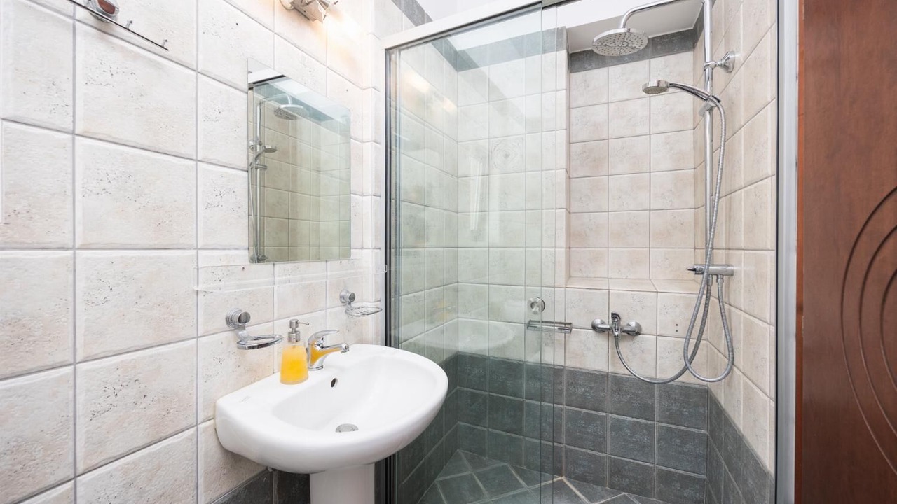 Photo of Bathroom in Kato Stalos