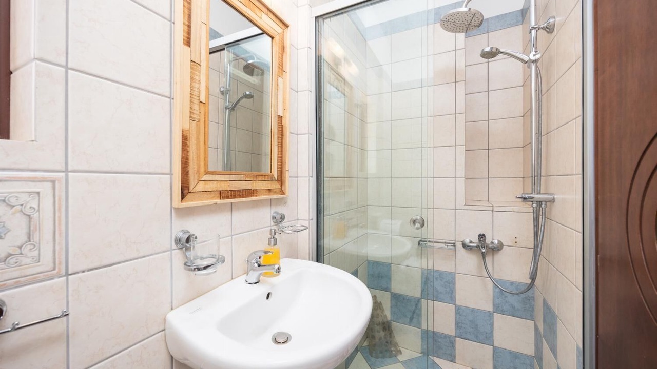 Photo of Bathroom in Kato Stalos