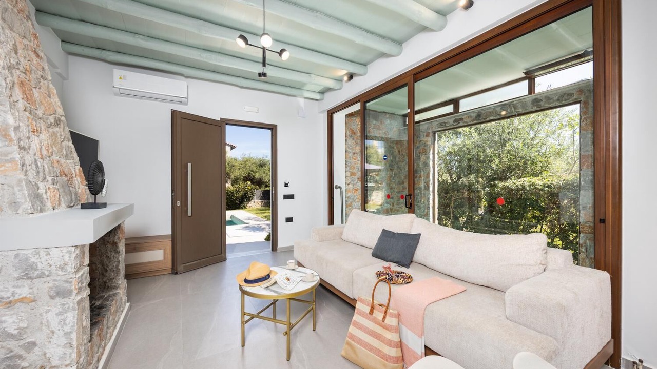 Photo of Livingroom in Tavronitis