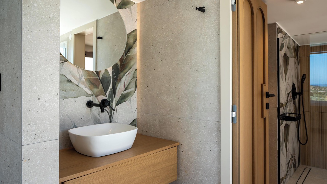 Photo of Bathroom in Adele