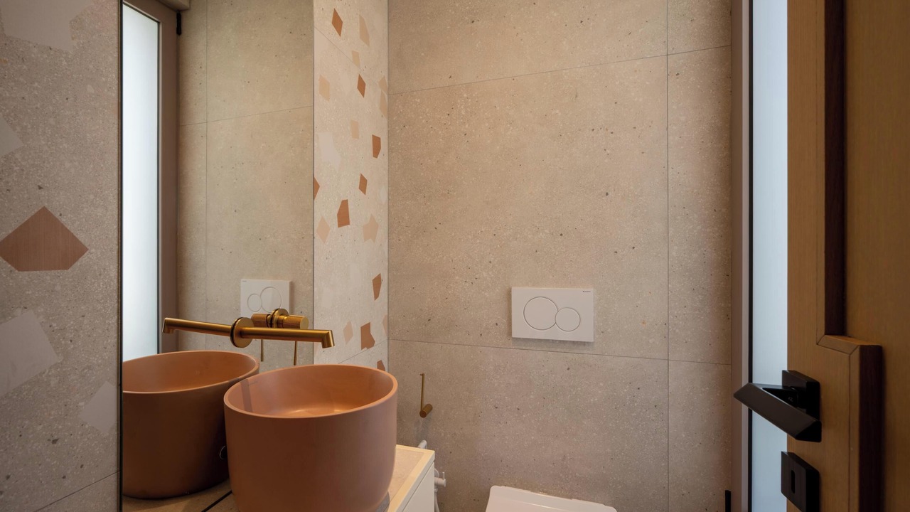 Photo of Bathroom in Adele