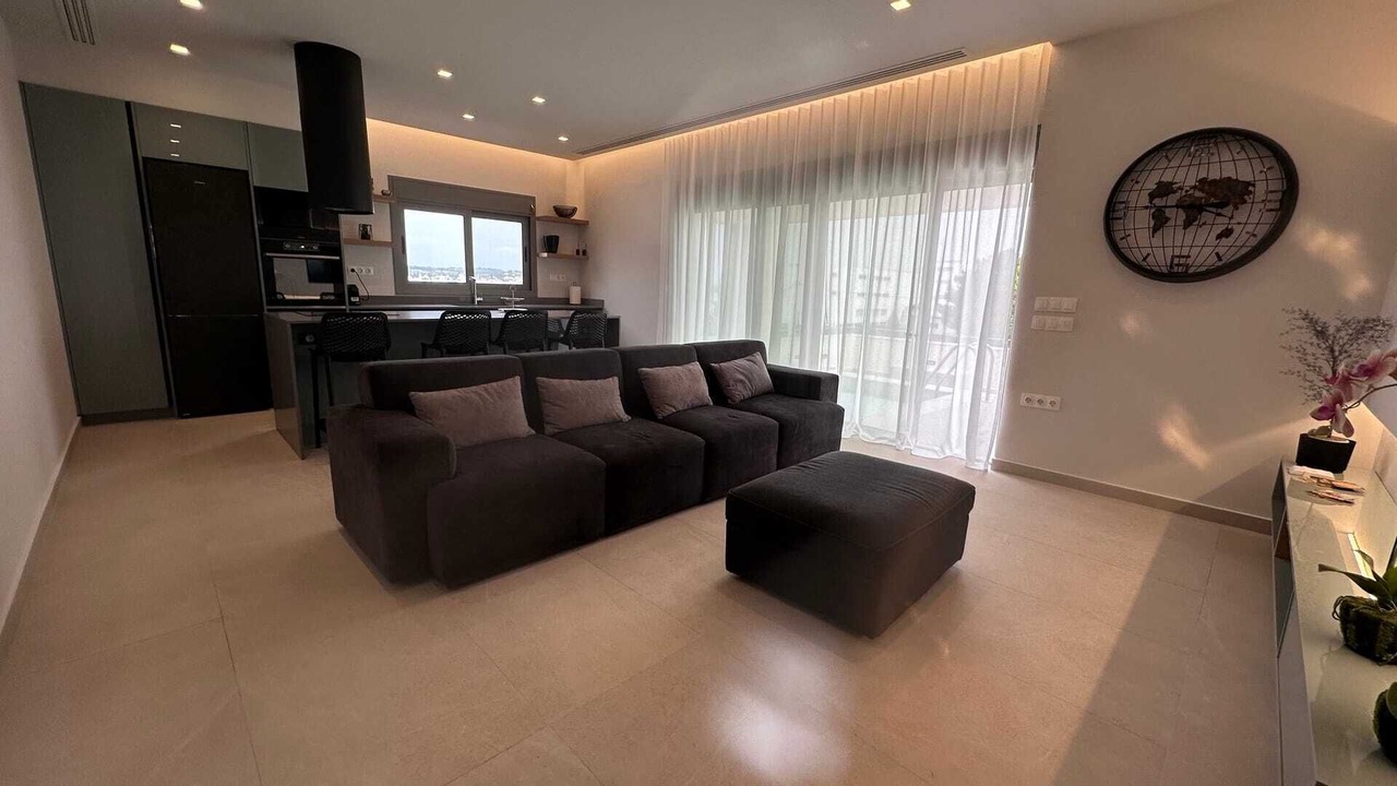Photo of Livingroom in Bouzaiika