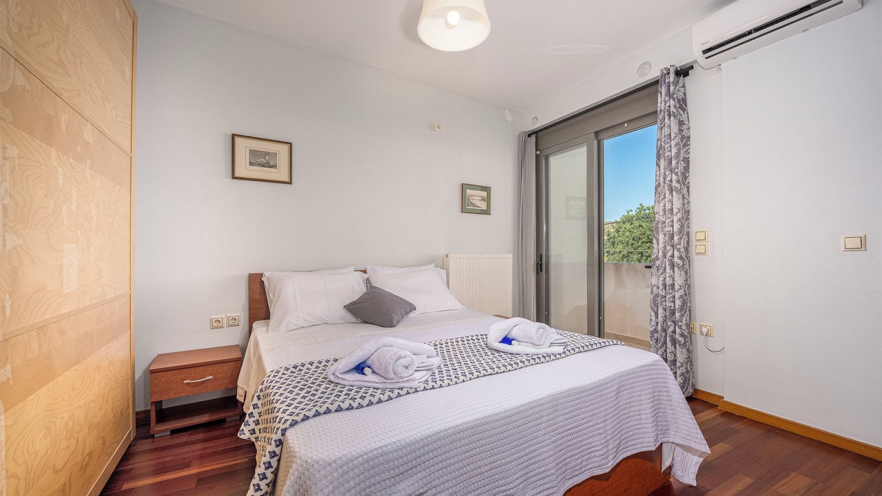 Photo of Bedroom in Vari