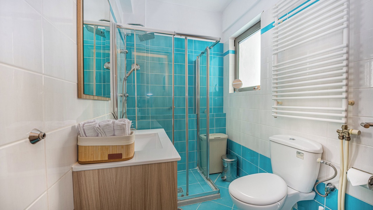 Photo of Bathroom in Vari
