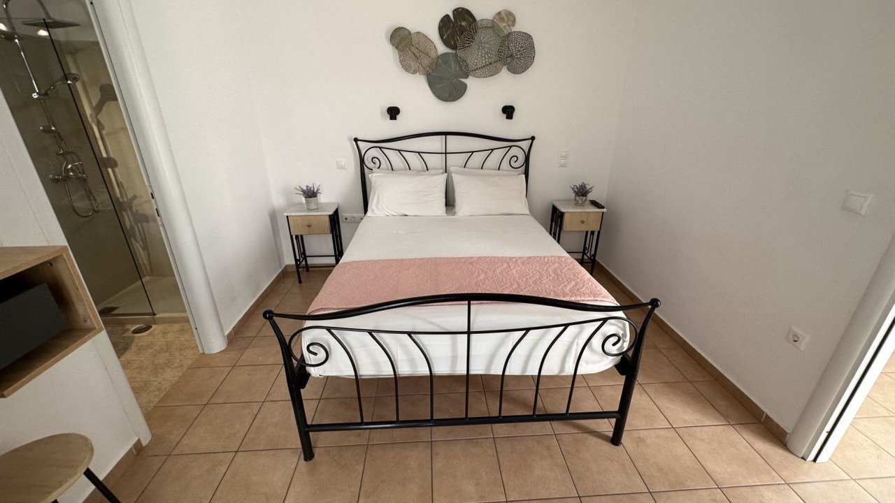Photo of Bedroom in Ornos