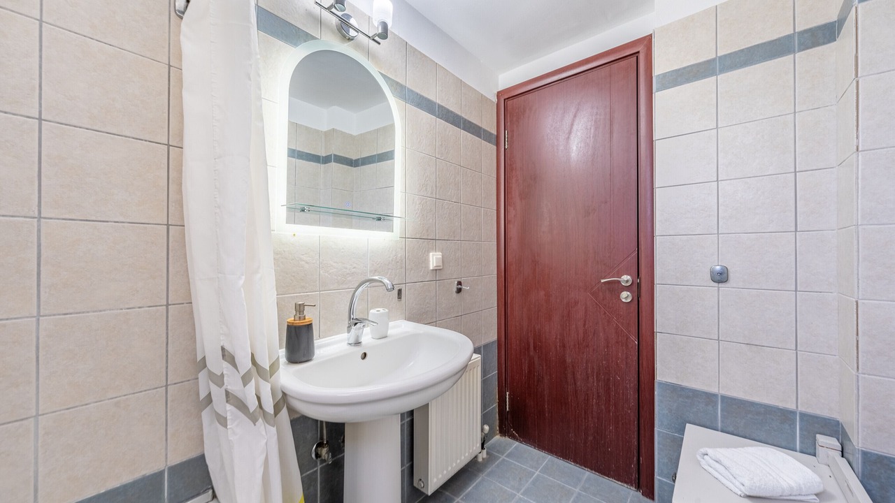 Photo of Bathroom in Molos