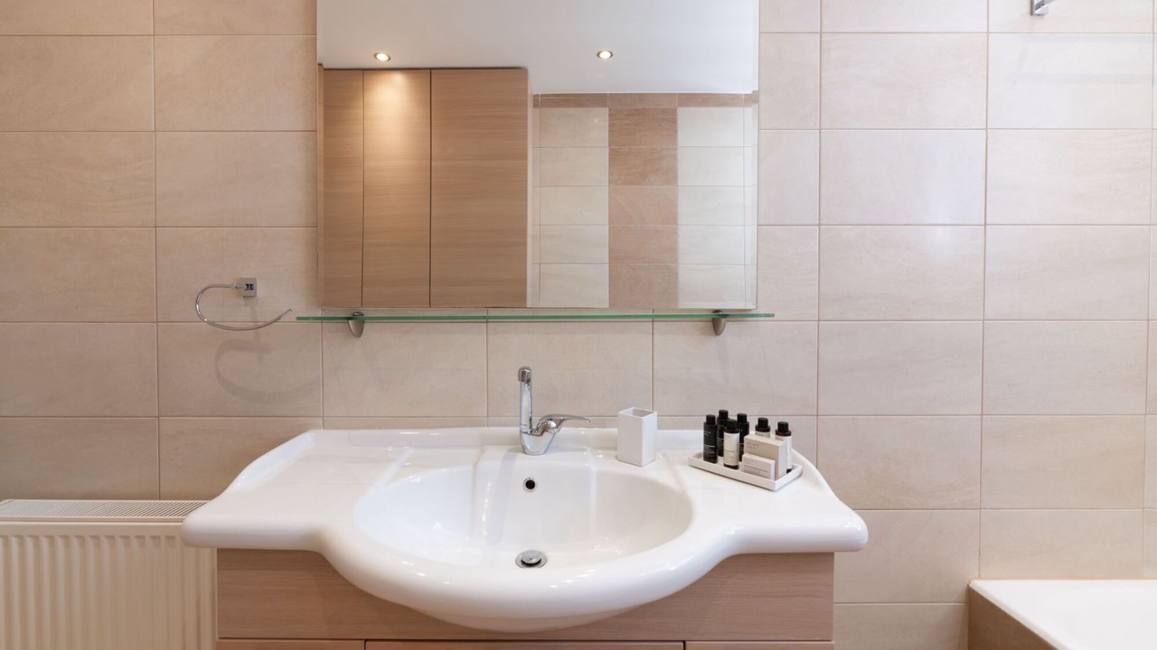 Photo of Bathroom in Marousi