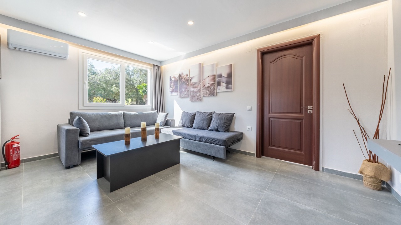 Photo of Livingroom in Molos