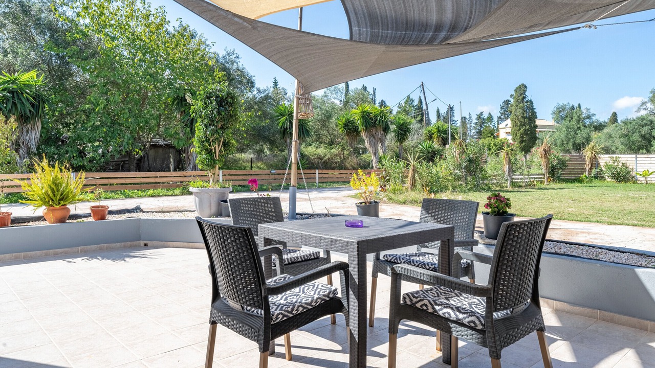 Photo of Outdoor in Molos