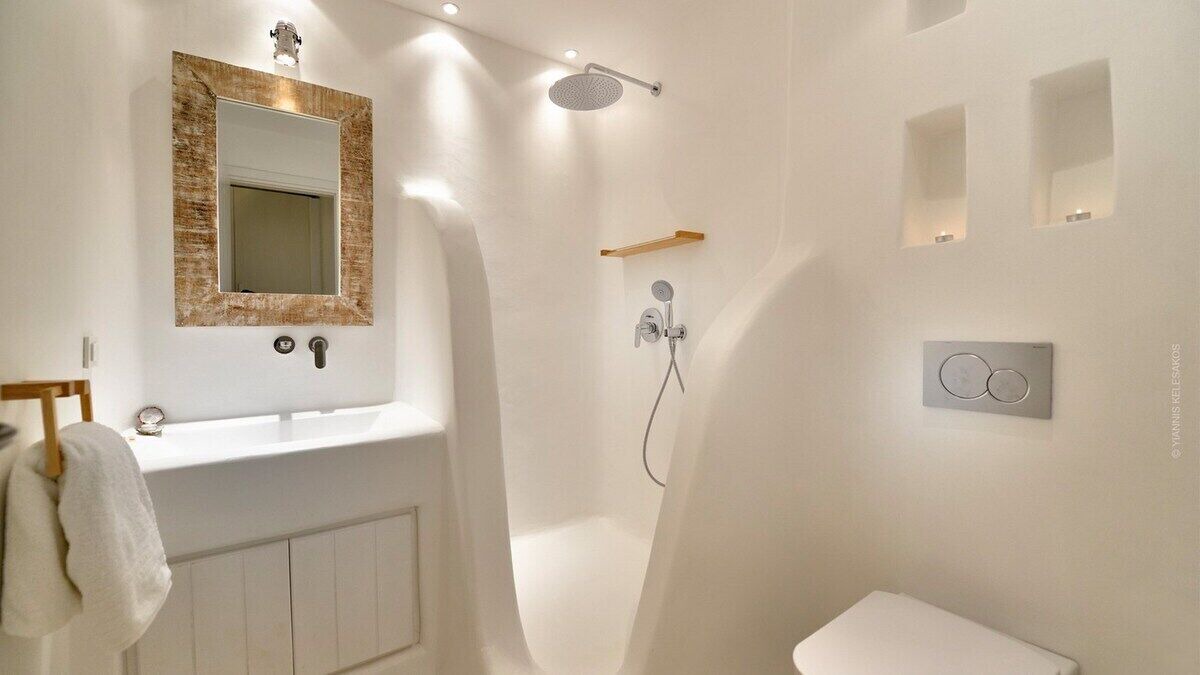 Photo of Bathroom in Elia