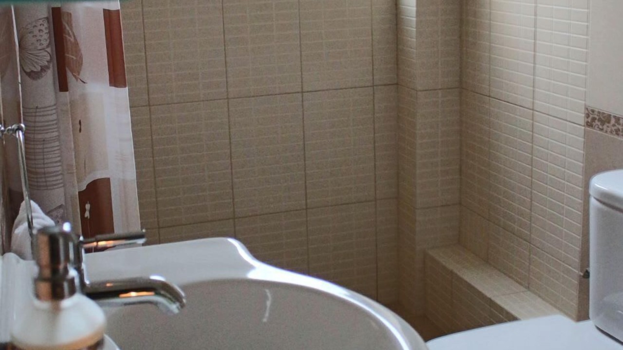 Photo of Bathroom in Limni Vouliagmenis