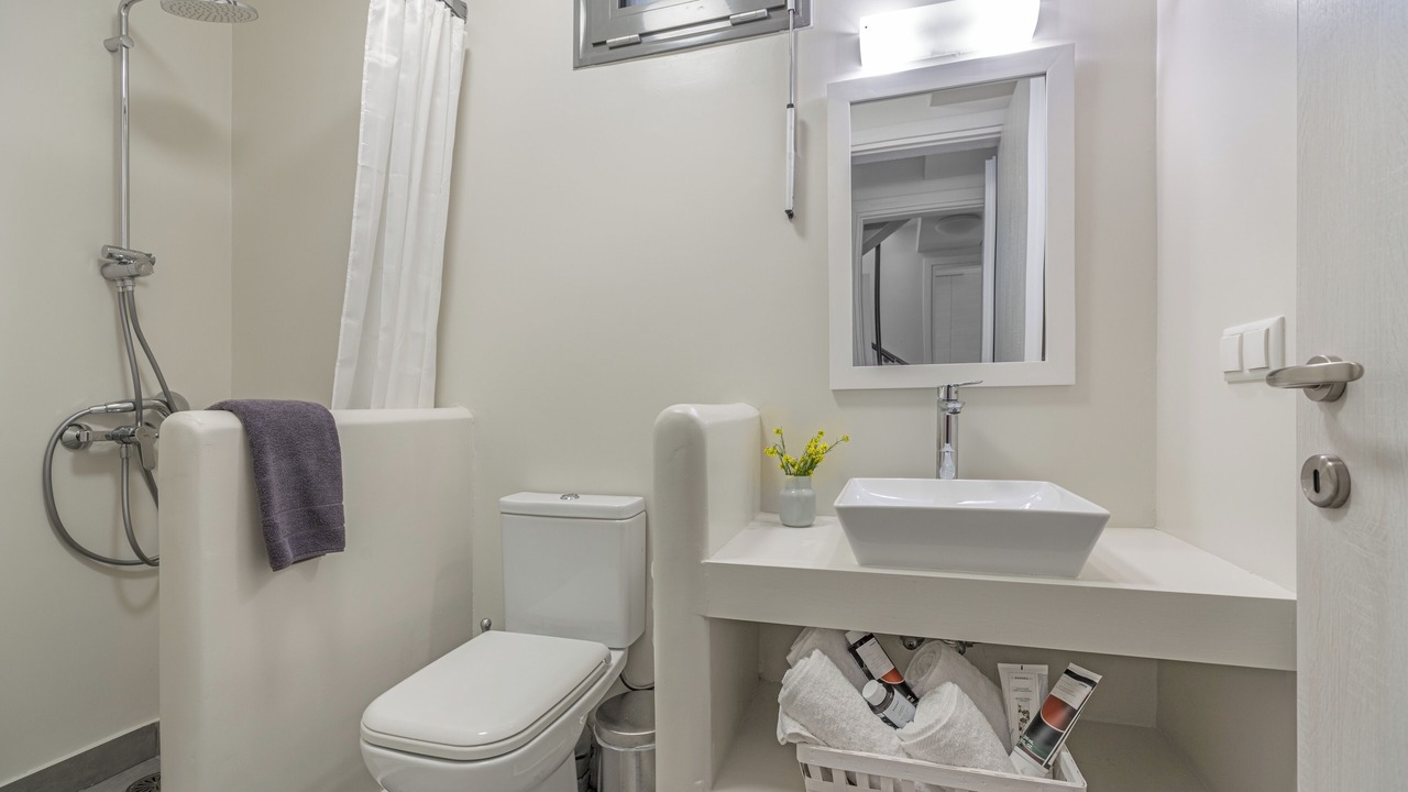 Photo of Bathroom in Elafonisos