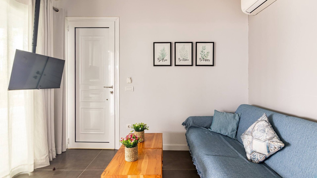 Photo of Livingroom in Mousata