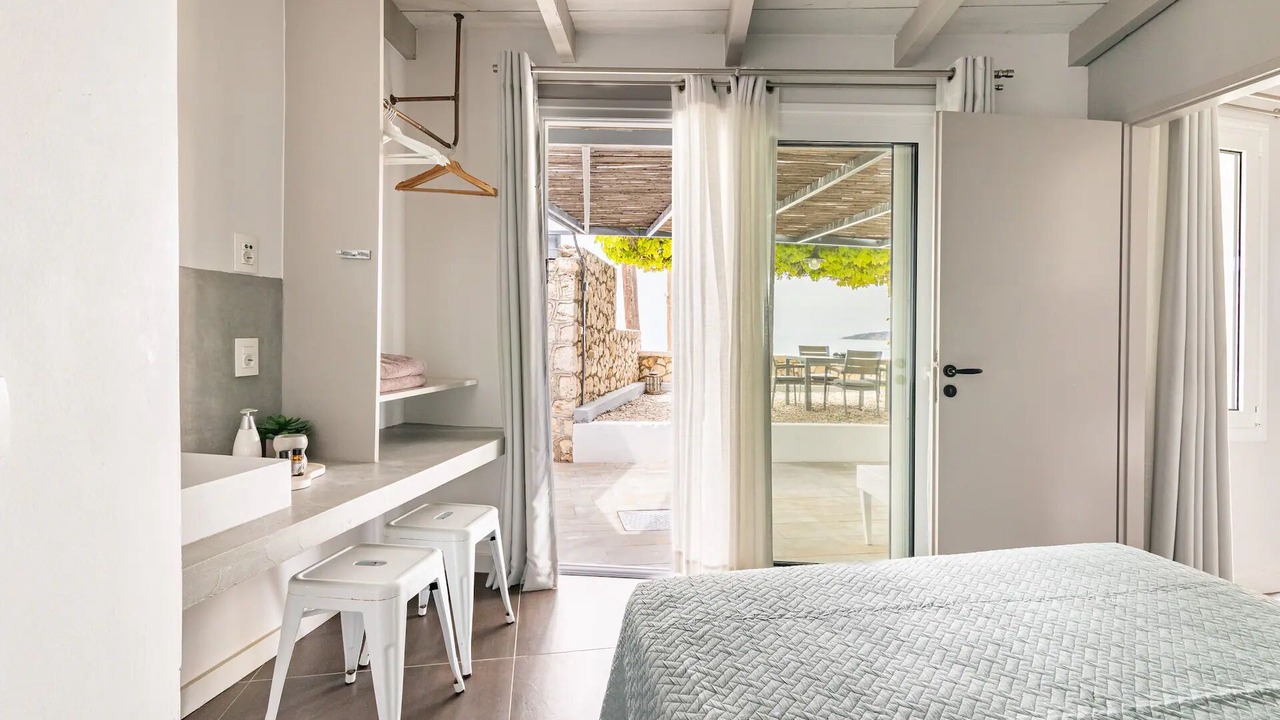 Photo of Bedroom in Mousata