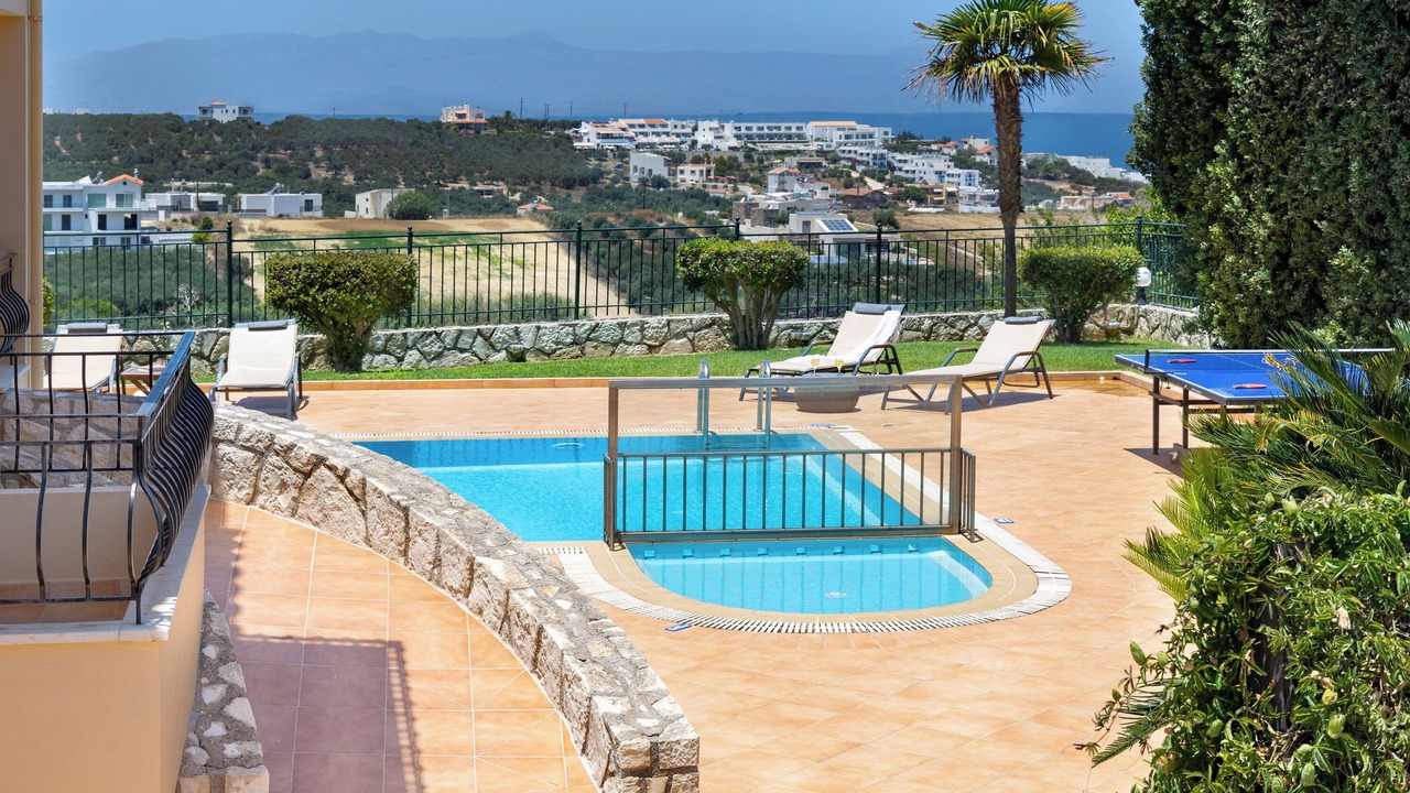 Photo of Outdoor in Stalos