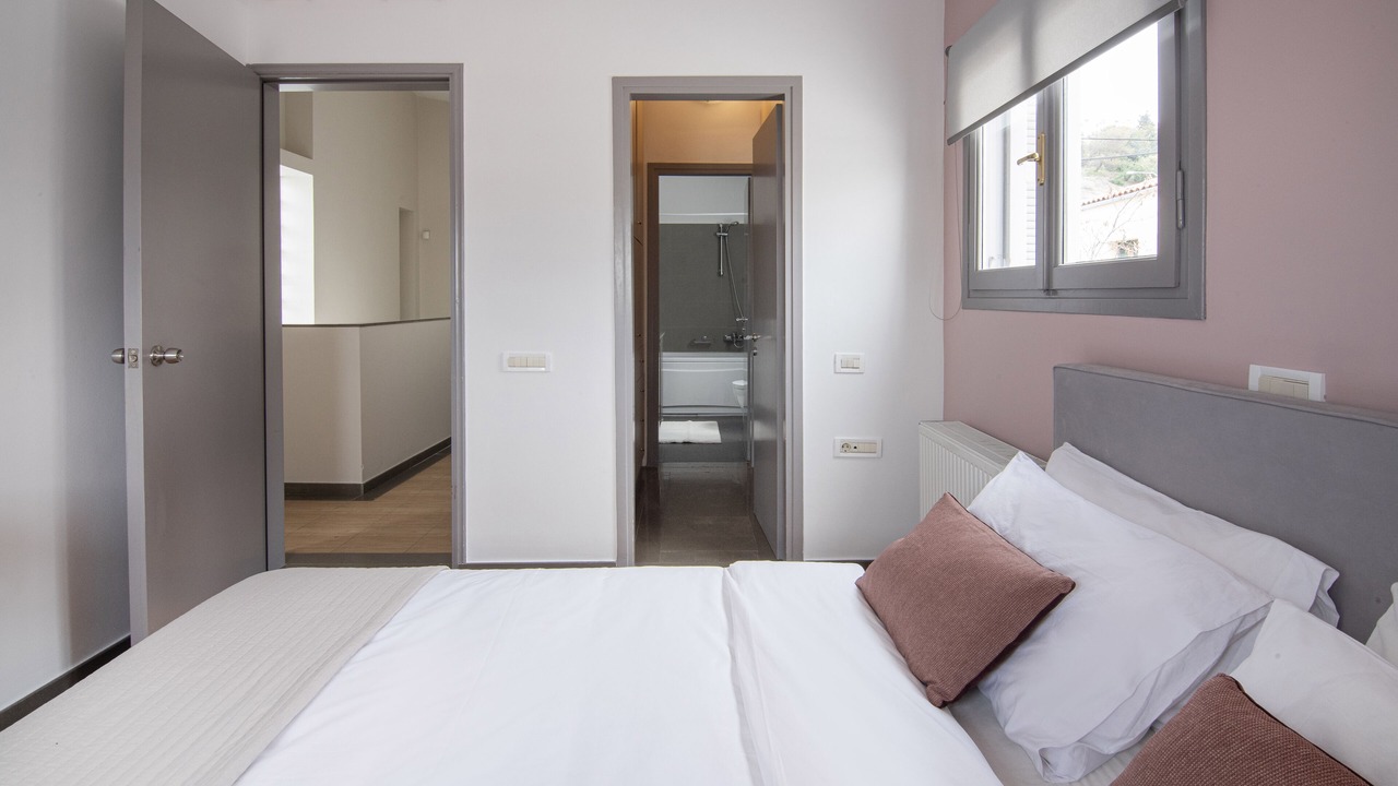 Photo of Bedroom in Filopappou