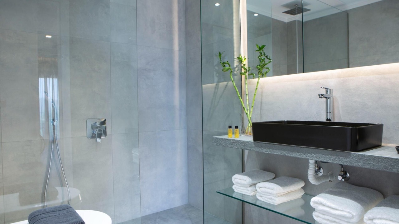 Photo of Bathroom in Apolpaina