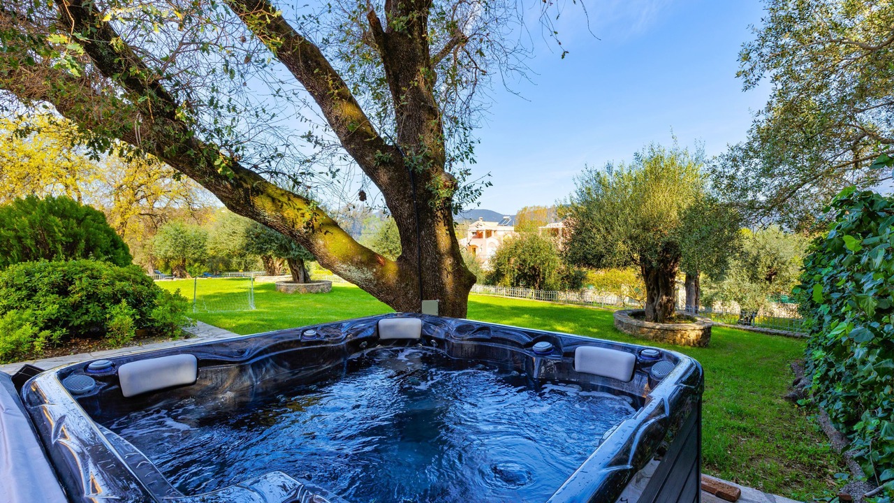 Photo of Outdoor in Dassia