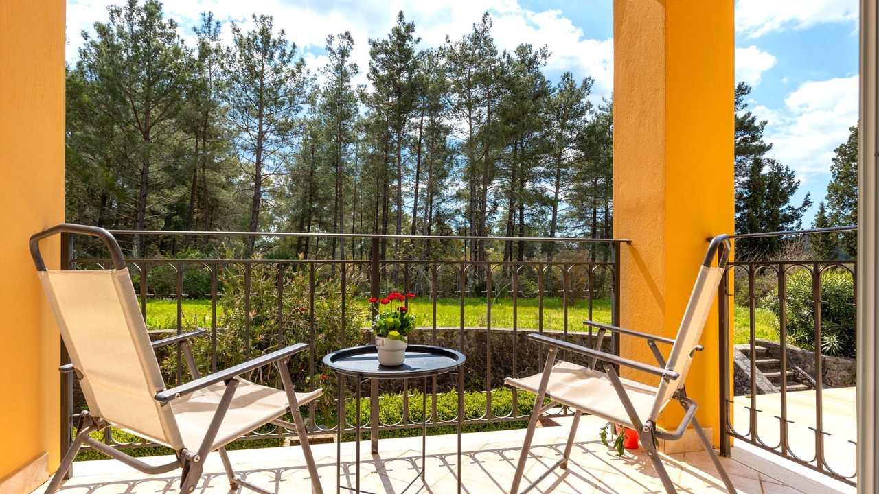 Photo of Patio Balcony in Dassia
