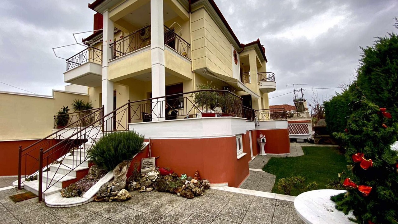 Photo of Outdoor in Nees Pagases