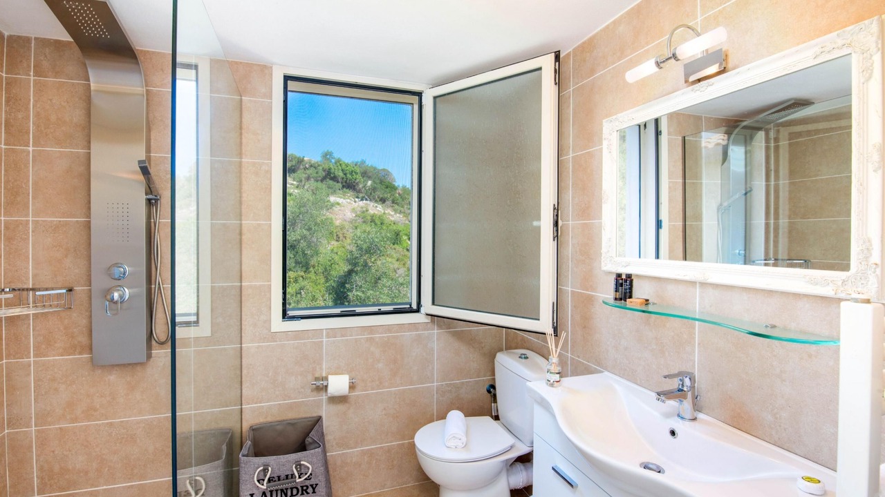 Photo of Bathroom in Katsimatika